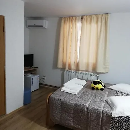 Fructele Padurii Hotel 3*